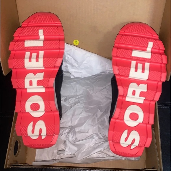 Sorel Black Noir Kinetic Sneak Sneakers 6.5 - Picture 3 of 8